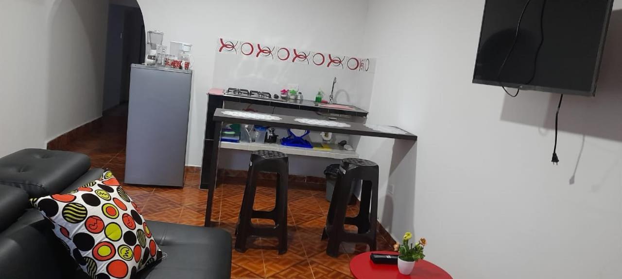Apartaestudios El Jardin 2 Cali Chambre photo