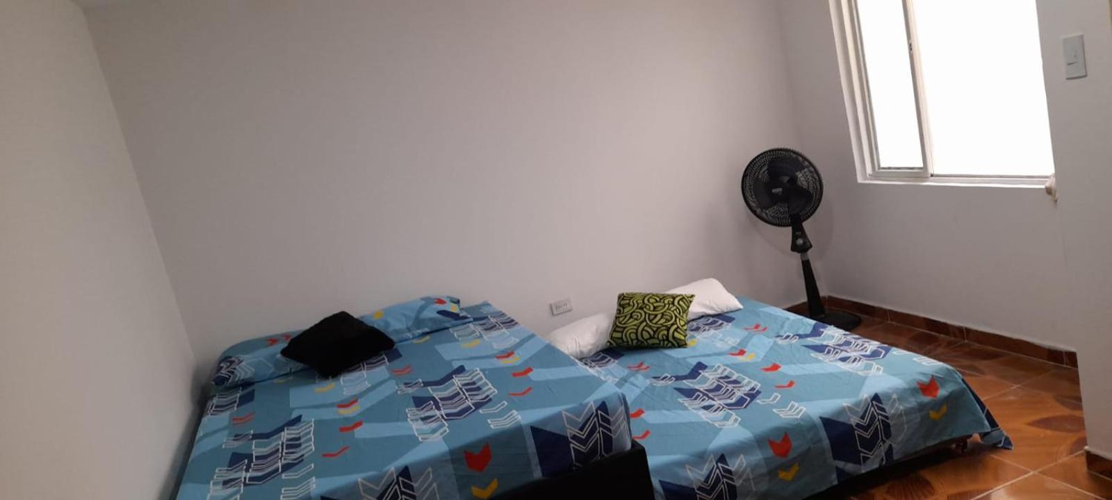 Apartaestudios El Jardin 2 Cali Chambre photo